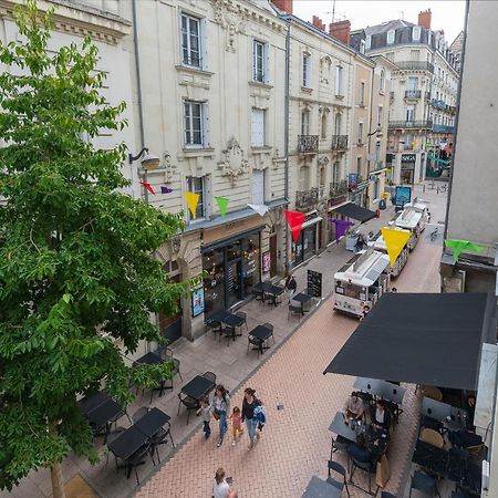 Appartement Coeur De Ville Rue Saint-Laud Ανζέρ Εξωτερικό φωτογραφία