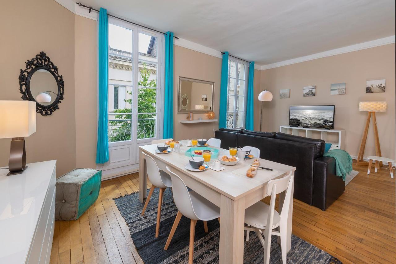 Appartement Coeur De Ville Rue Saint-Laud Ανζέρ Εξωτερικό φωτογραφία